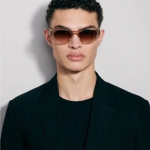 Chimi 06 sunglasses in ecru